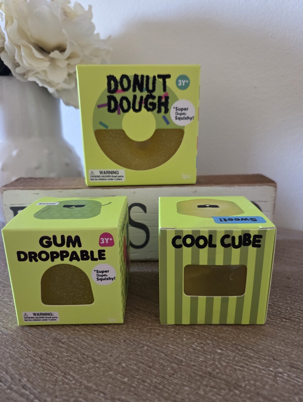 J'adore 3pc Squishy Set -yellow/blue